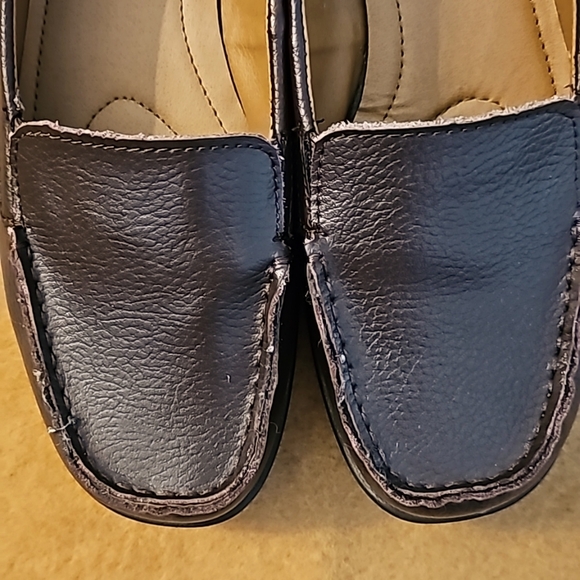 Flats - Picture 5 of 14